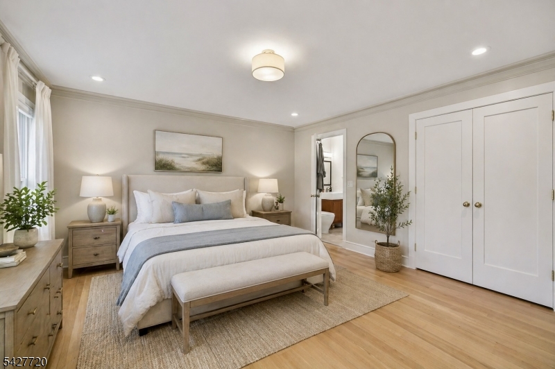 OLD SHORT HILLS - Residential