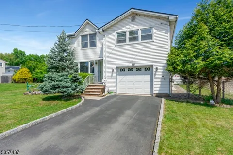124 6Th St, Middlesex Boro, NJ 08846 - MLS#: 3962989