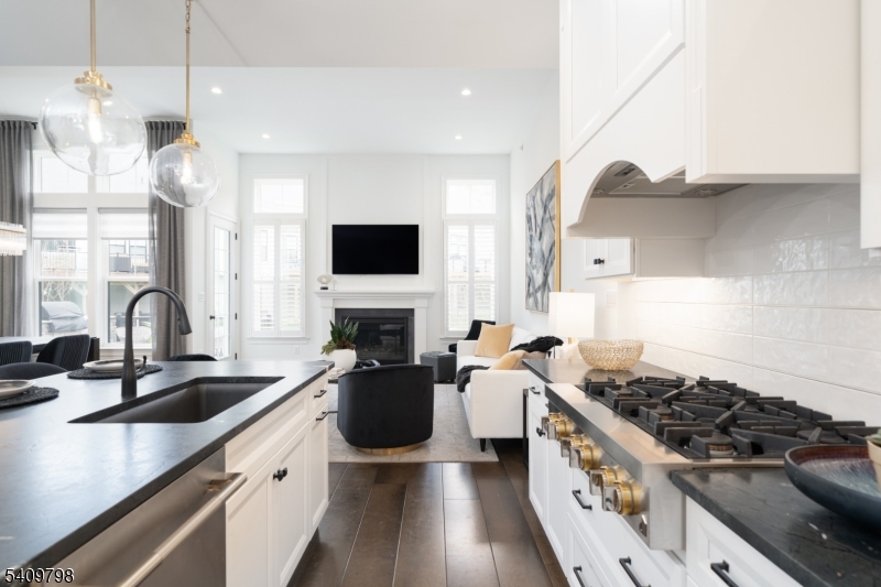 Villas at Warren - Residential