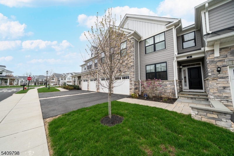 Villas at Warren - Residential