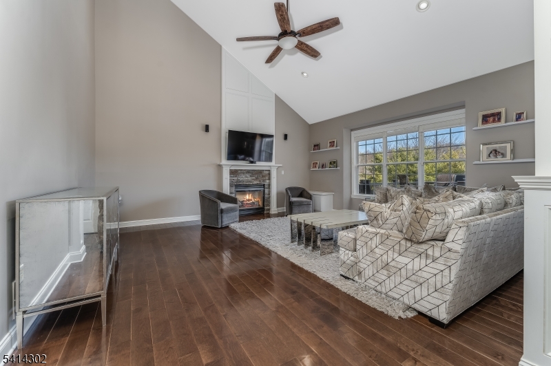 Water's Edge - Residential