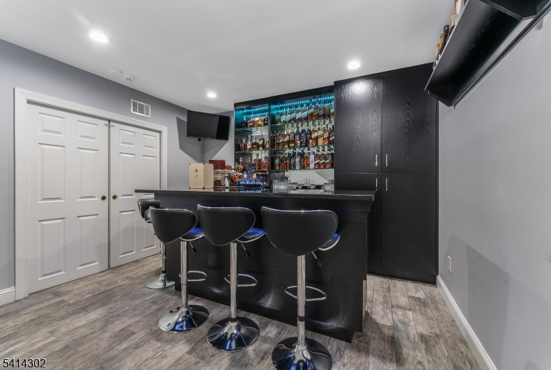 Water's Edge - Residential