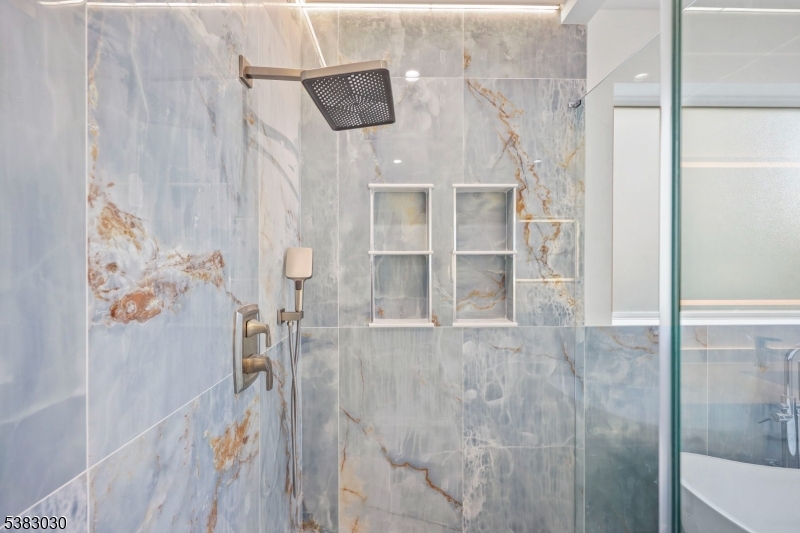 Beach Walk - Residential