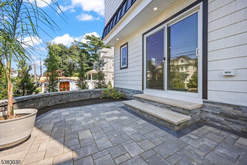 Beach Walk - Residential