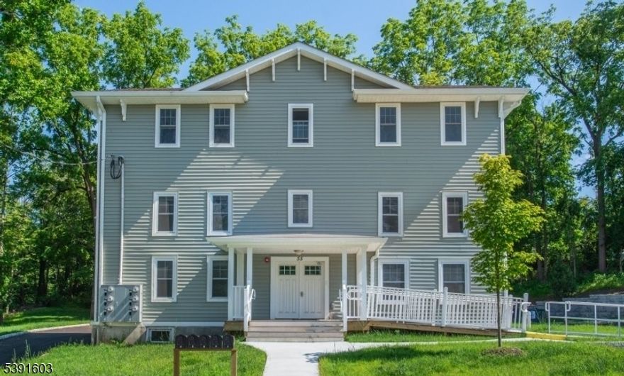 LOCATION, LOCATION, LOCATION! COMPLETELY RENOVATED 1ST FLOOR FEATS 3 BRM, 1 BATH, HDWD FLOORS, TILE , GRANITE COUNTERTOPS IN THE KITCHEN AND NEW STAINLESS STEEL APPLICANCES, WASHER/DRYER INCLUDED IN RENTAL, FORMAL AND INFORMAL LIVING ROOM AREAS. TENANT TO SUPPLY WINDOW AC UNITS, UTILITIES ARE ELECTRIC. THIS 3 BRM UNIT IS A MUST SEE AND FEATURES AN OUTDOOR STORAGE UNIT WITH COMBO, EXCLUSIVE COMMON PARKING LOT WITH HANDICAP SPOTS. THE LOCATION IS SUPERB CLOSE TO TOWN SHOPPING AND POST OFFICE.  GREAT GOLF COURSES ARE CLOSE BY & WALK TO PARK ACROSS THE STREET. SMALL DOG UNDER 20LBS, NO CATS, GOOD CREDIT.