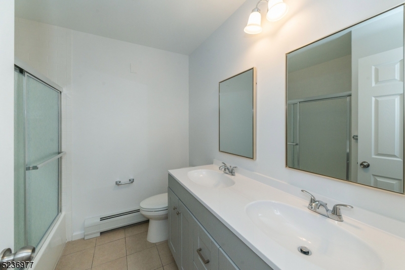 GINGERBREAD CASTLE - Residential Lease