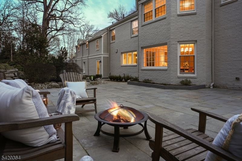 Yantacaw Brook Park - Residential
