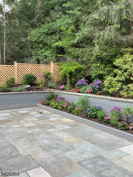 Yantacaw Brook Park - Residential