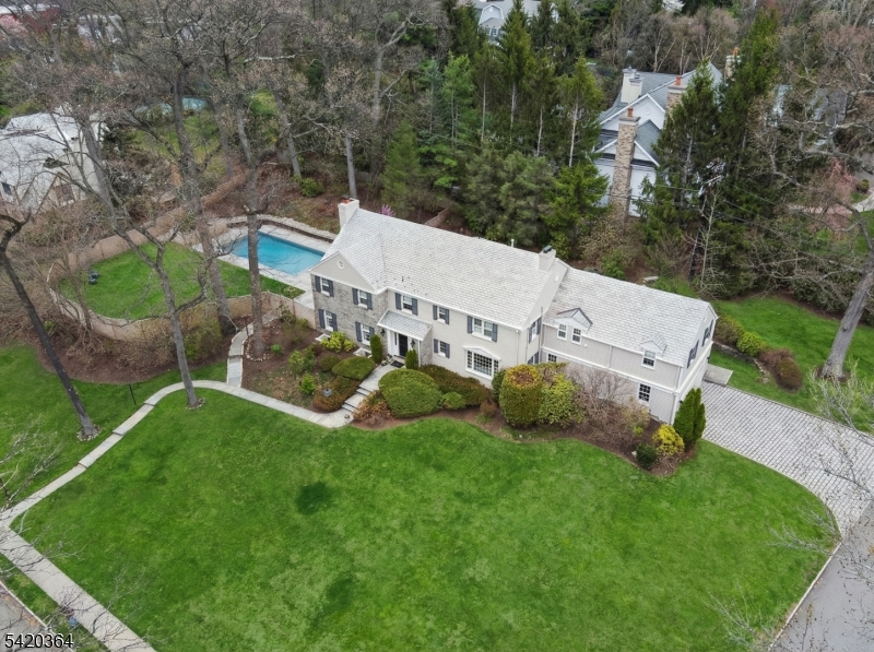 Yantacaw Brook Park - Residential
