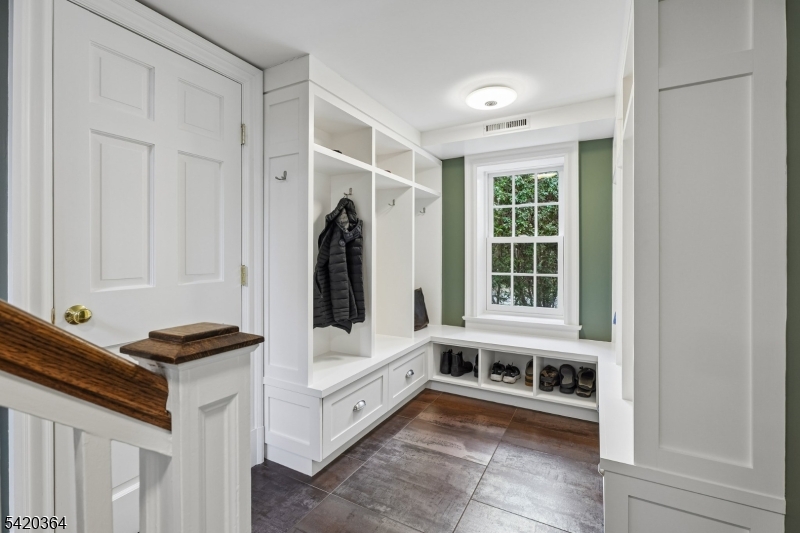 Yantacaw Brook Park - Residential