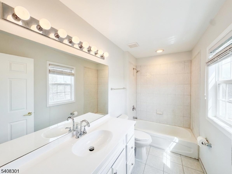 Ridgefield Commons - Residential