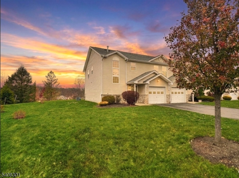 Ridgefield Commons - Residential