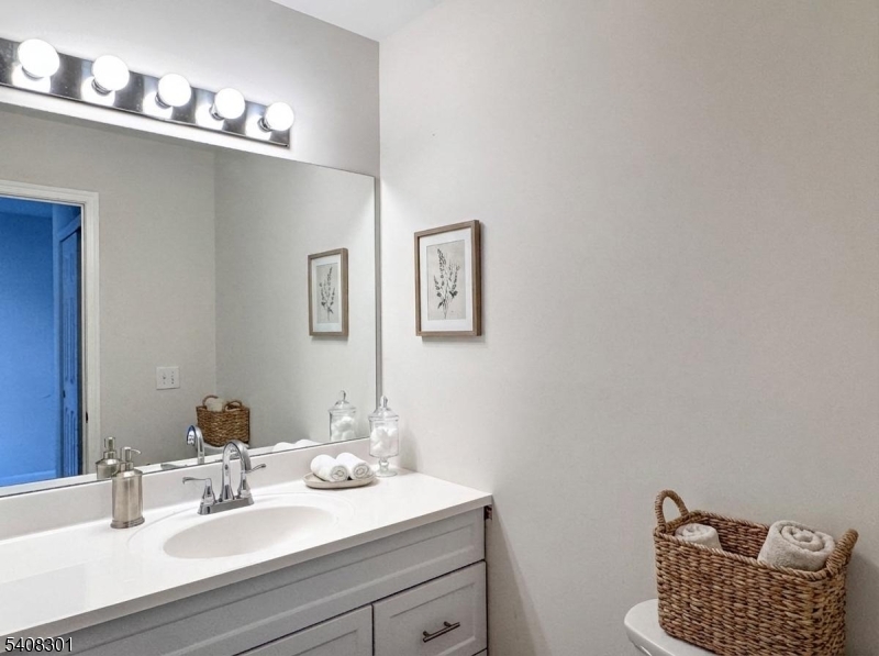 Ridgefield Commons - Residential