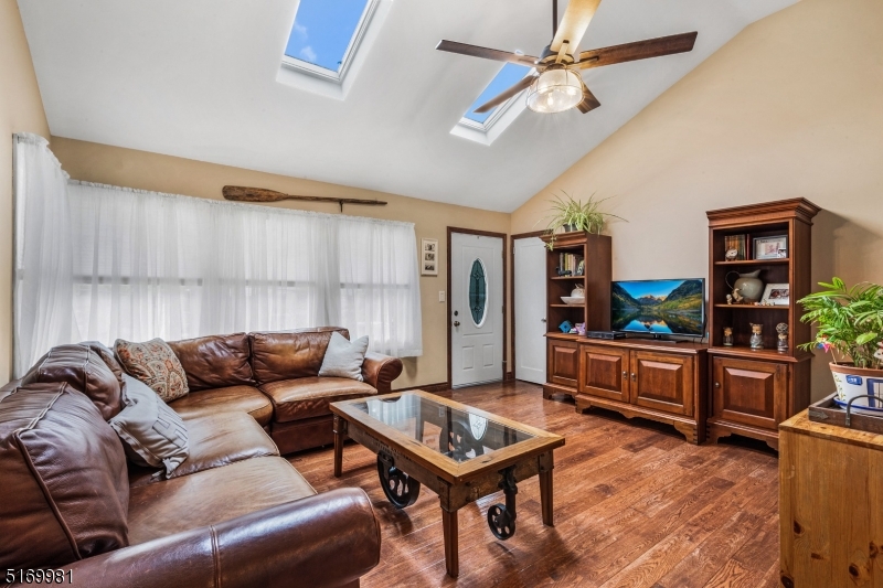 White Meadow Lake - Residential