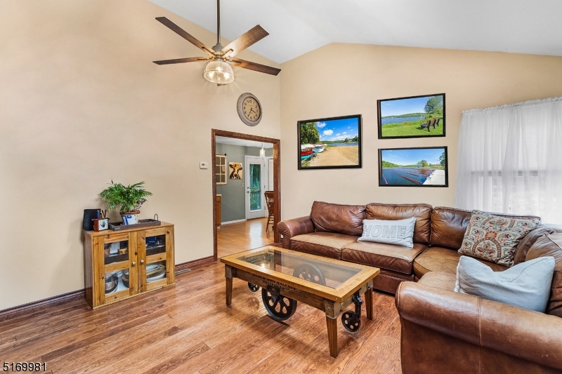 White Meadow Lake - Residential