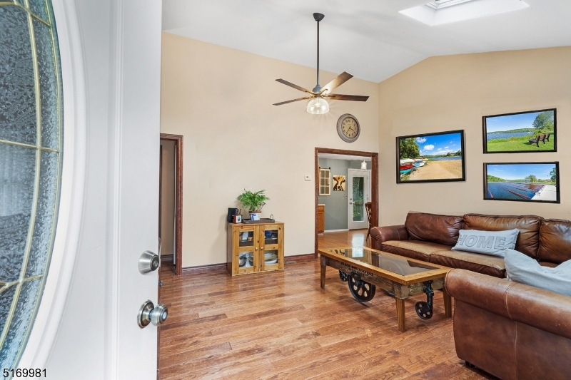 White Meadow Lake - Residential