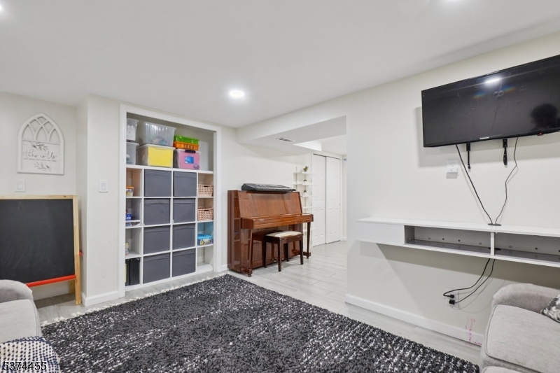 Maple Valley - Residential Lease