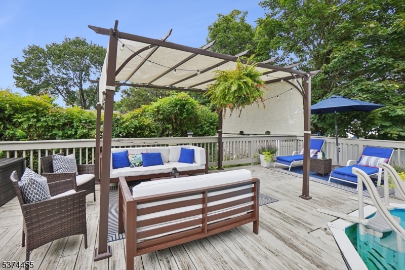 Maple Valley - Residential Lease