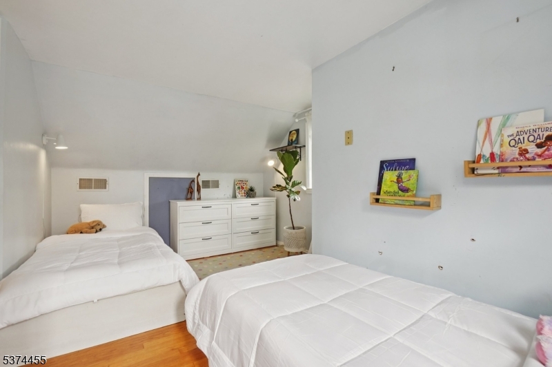 Maple Valley - Residential Lease