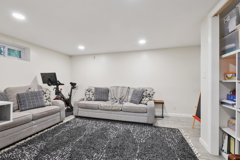 Maple Valley - Residential Lease