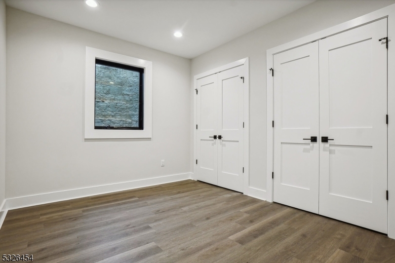 Collins - Residential