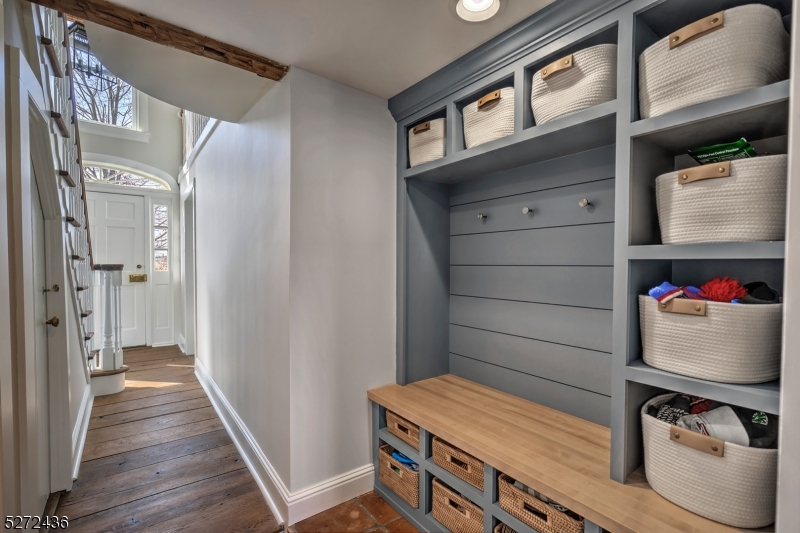 New Vernon - Residential