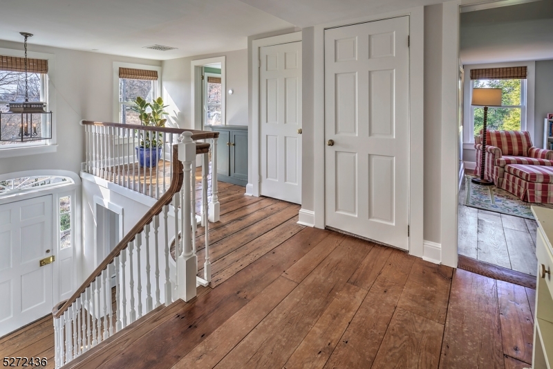 New Vernon - Residential