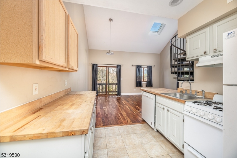 Great Gorge Village - Residential Lease