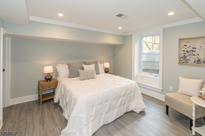 Parkwood Section - Residential