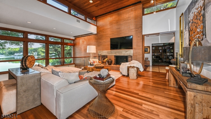 Pines Lake - Residential