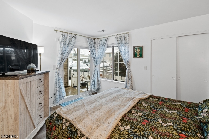 Signal Point at The Hills - Residential