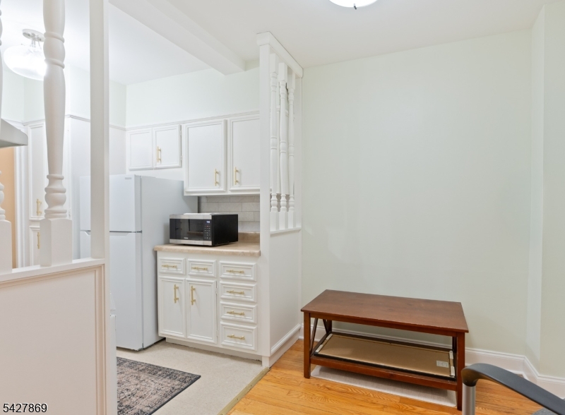 Dwight Manor - Residential