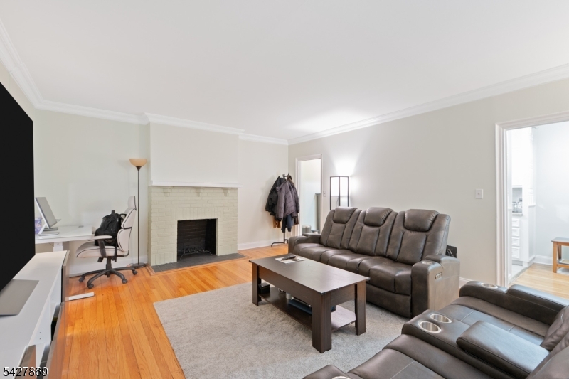 Dwight Manor - Residential