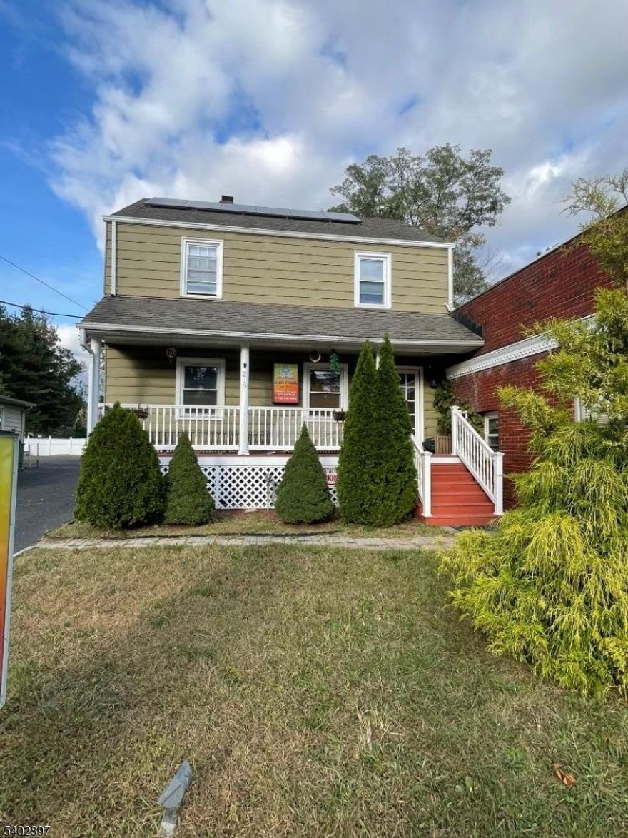 Private office Space. Private Entrance. 3 Private rooms, one open reception space and 1 full bath 2 half baths. Plenty of parking. Downtown Scotch plains, Close to Rt 22. Great for Wellness,  acupuncture, physical therapy or dynamic stretching business. Or even any small business.