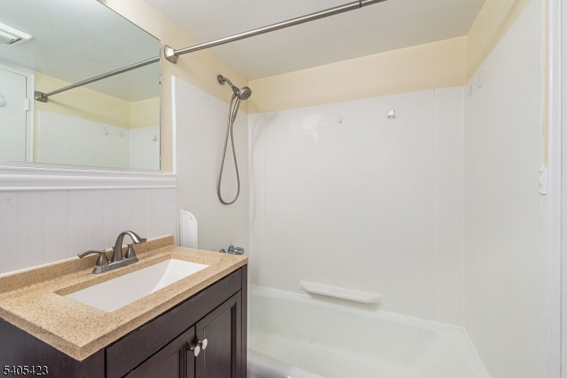 Cedarbrook - Residential Lease