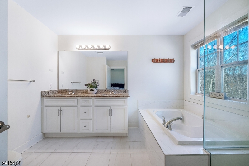 Watersedge at Parsippany - Residential