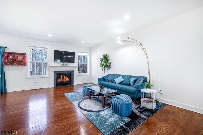 Watersedge at Parsippany - Residential