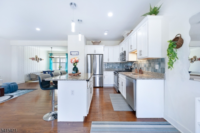 Watersedge at Parsippany - Residential