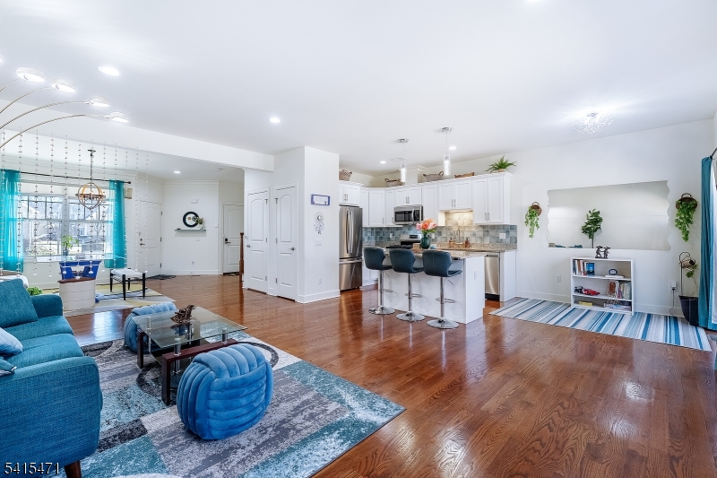 Watersedge at Parsippany - Residential