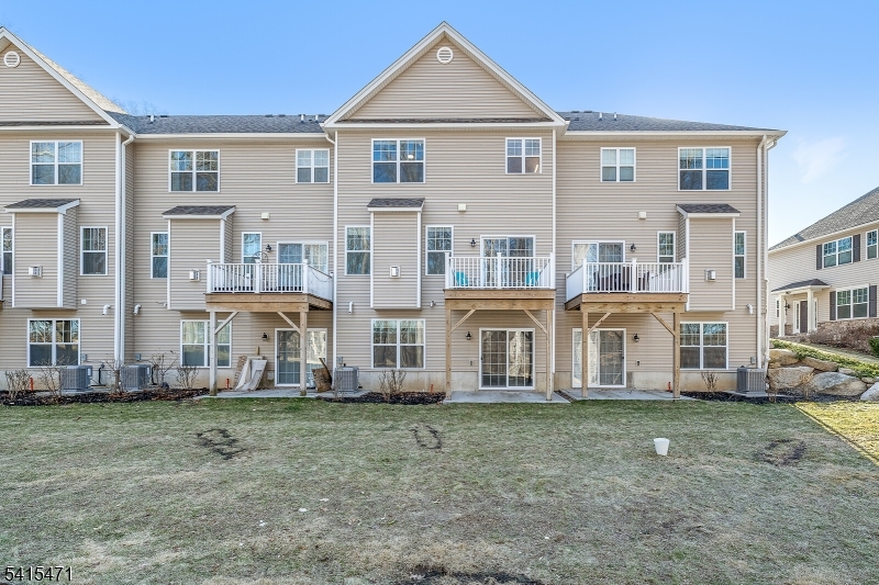Watersedge at Parsippany - Residential