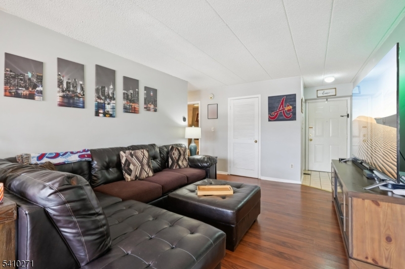 Iron Forge Square - Residential