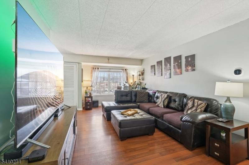 Iron Forge Square - Residential