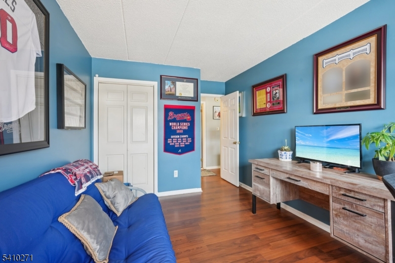 Iron Forge Square - Residential