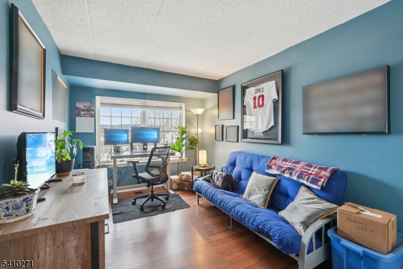 Iron Forge Square - Residential