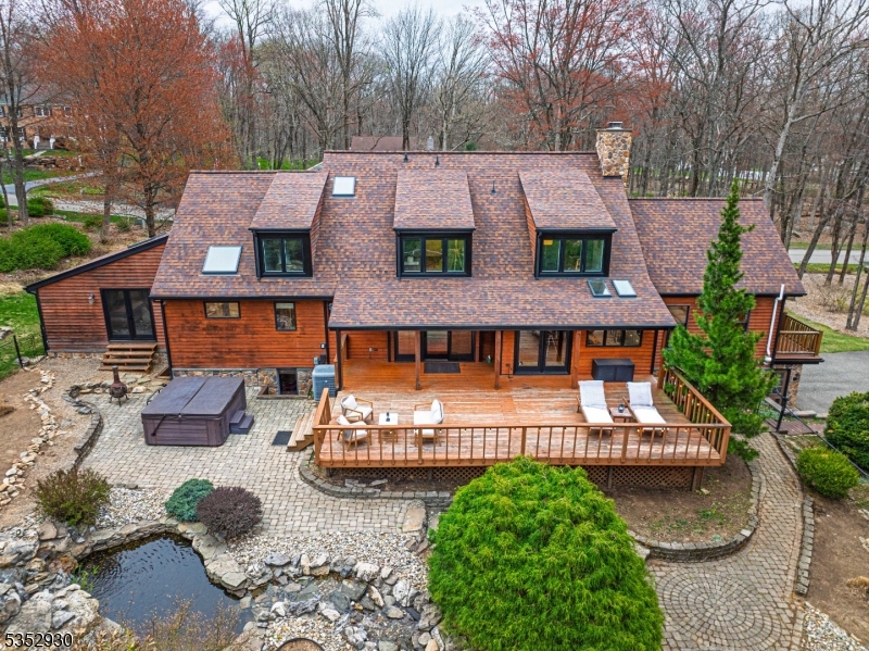 50 Markham Dr