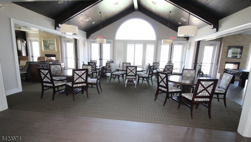 Morris Chase - Residential