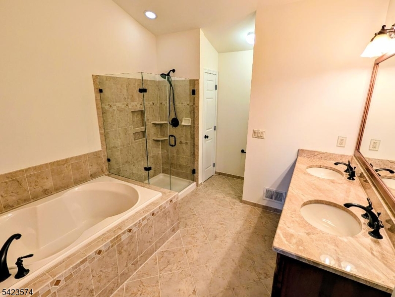 Morris Chase - Residential