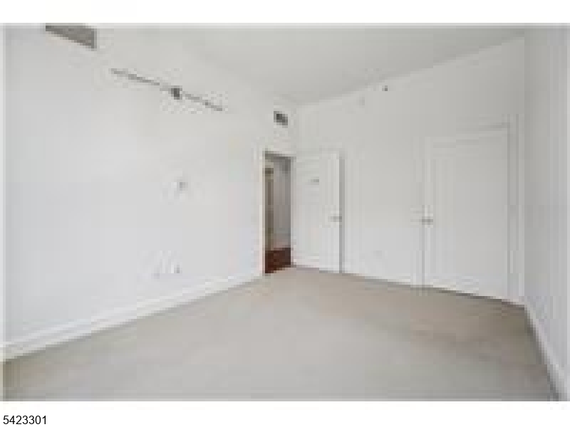 The Watermark - Residential