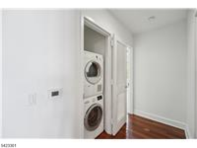 The Watermark - Residential