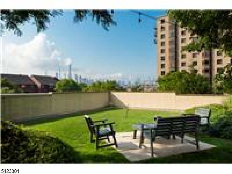 The Watermark - Residential